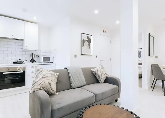 Modern 1 Bedroom Apartment In Central Ipswich