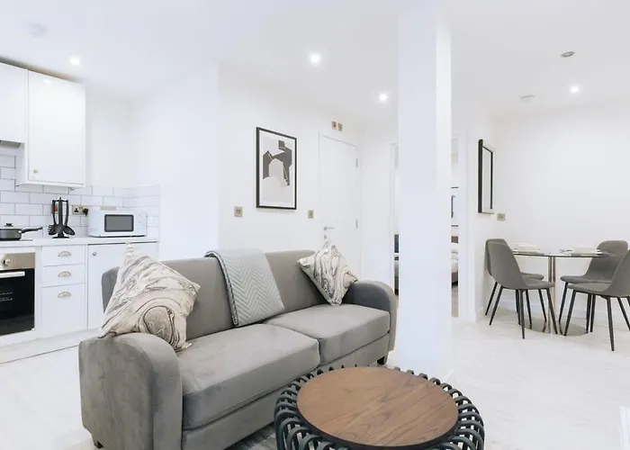 Modern 1 Bedroom Apartment In Central Ipswich
